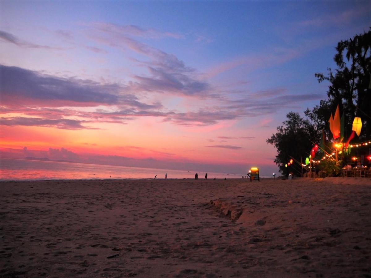 The Mantra Navi Hotel Koh Lanta Exterior photo