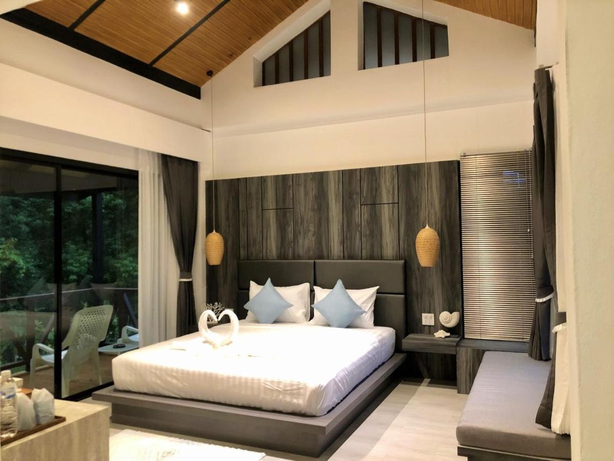 The Mantra Navi Hotel Koh Lanta Exterior photo