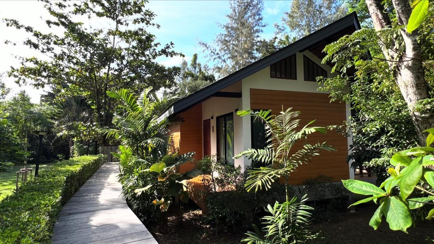 The Mantra Navi Hotel Koh Lanta Exterior photo